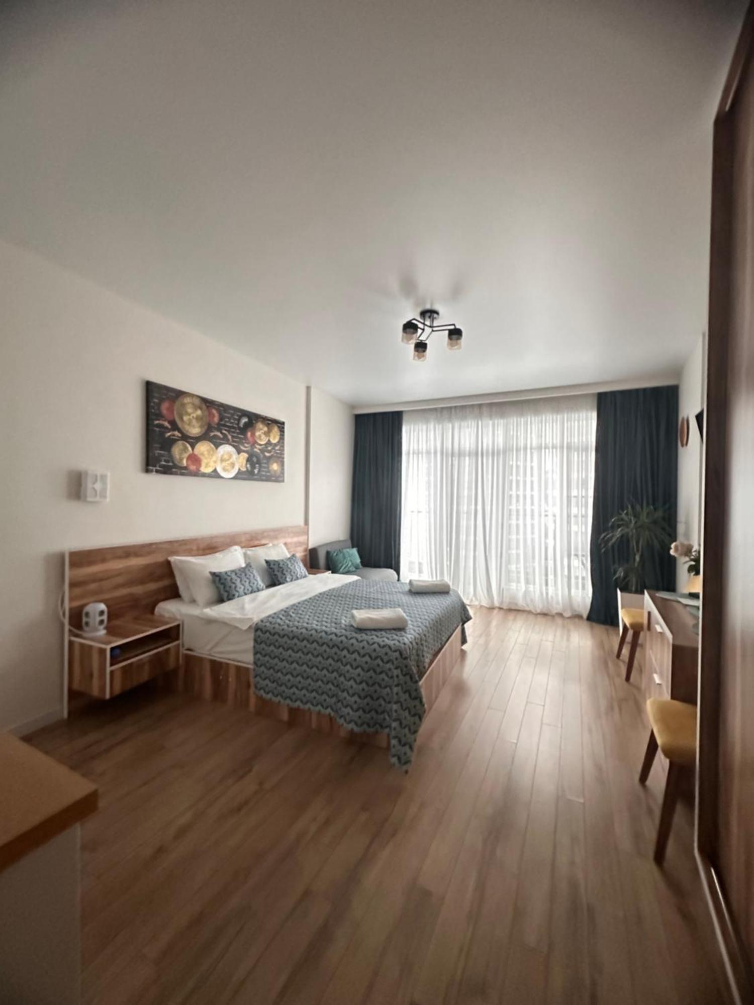 Prestigio Apart Батуми Екстериор снимка